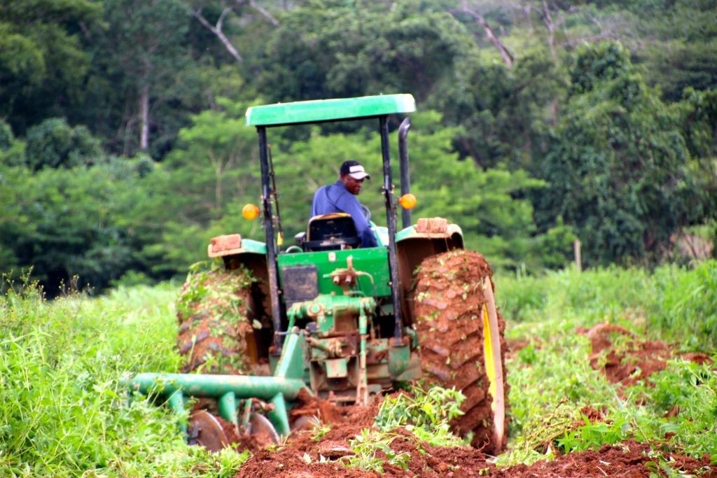 experience ivema agriculture tracteur